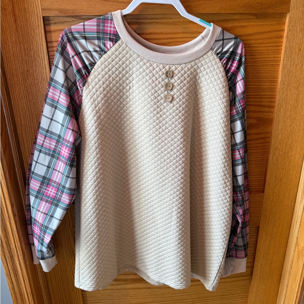 PInk and tan plaid long sleeved shirt with waffle body. XXL